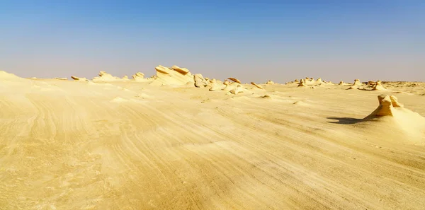 Alwathba Fossil Dunes w ZEA — Zdjęcie stockowe