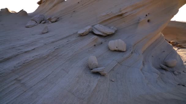 アラブ首長国連邦のアブダビ砂漠の砂岩形成 — ストック動画