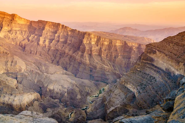 Wadi Ghul bij zonsondergang — Stockfoto