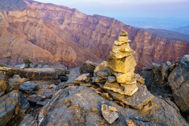 Jebel Shams Taş Piramidi