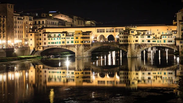 Vista Del Ponte Vecchio Puente Viejo Través Del Río Arno — Foto de Stock