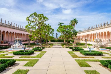 Sarasota, FL, 20 Aralık 2023: Sarasota, Florida 'daki John ve Mable Ringling Sanat Müzesi