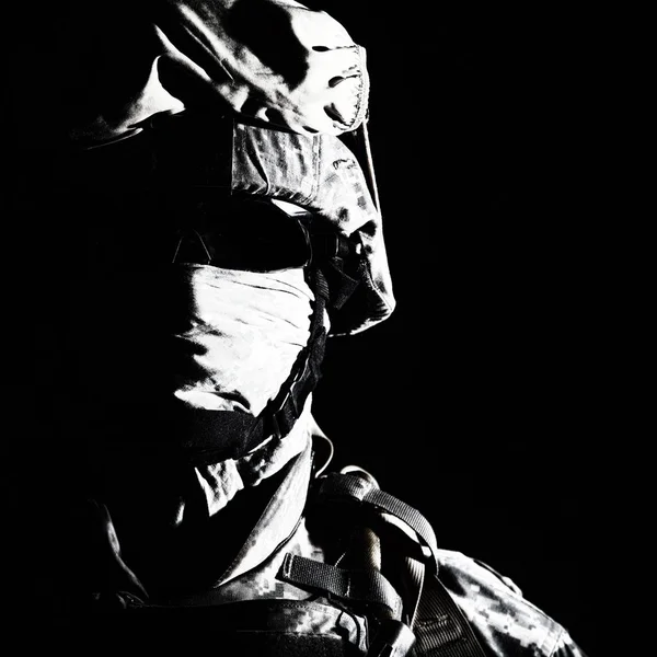 Retrato de cerca del combatiente de guerra híbrido moderno — Foto de Stock