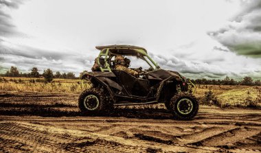 Askeri sandrail hareketli mobil muharebe grubu