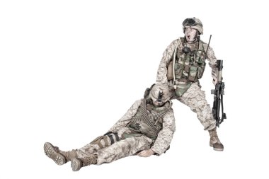 Wounded commando evacuating fellow soldier from battlefield clipart