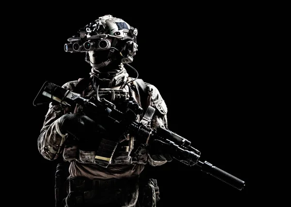 Armáda speciálních jednotek střelec nízký klíčový studiový natáčení — Stock fotografie