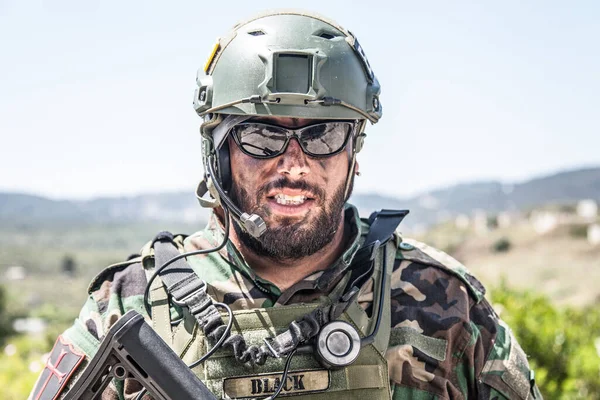 Army soldier, modern combatant shoulder portrait — Stock Photo, Image