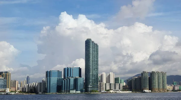Вид Гонконга Отель Harbour Grand Kowloon 22018 — стоковое фото