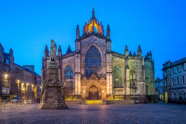 St Giles Cathedral Edinburgh gece görünümü