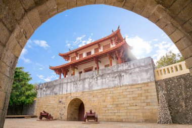 Tainan, Tayvan - 21 Şubat 2015: Ningnan kapı, tainan Tayvan büyük Güney Kapısı