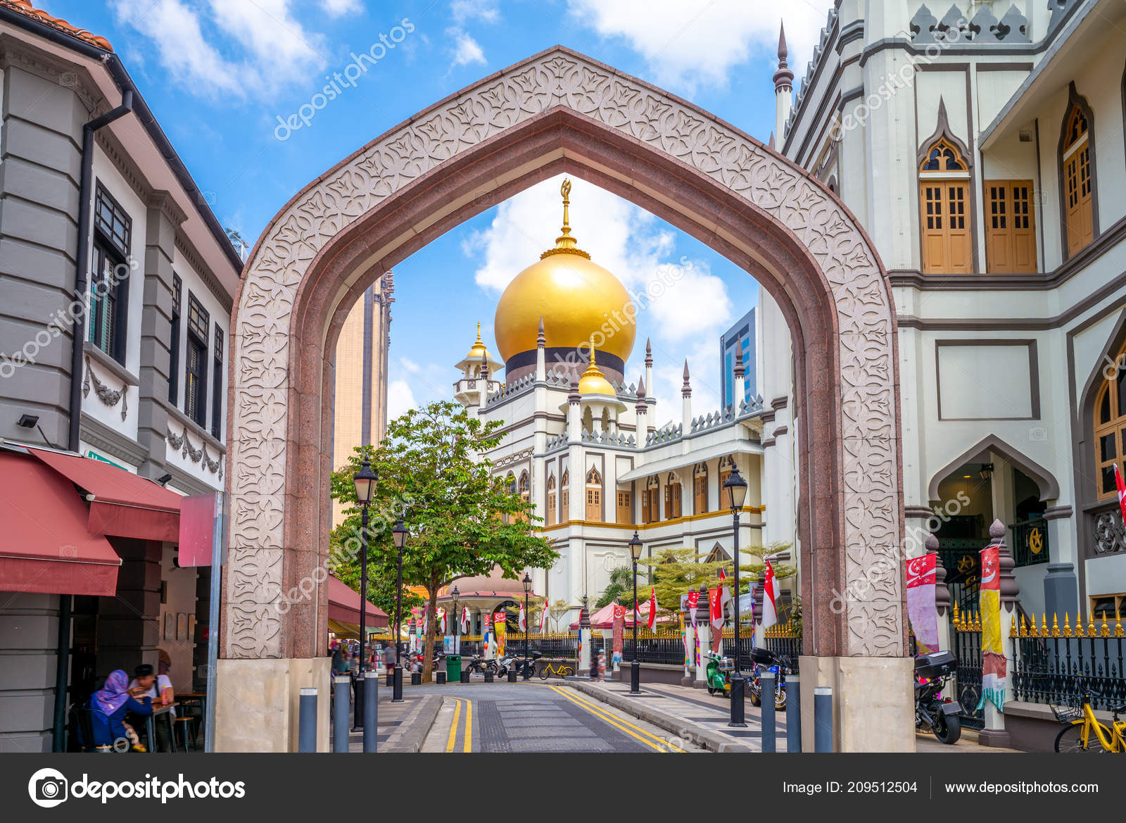 Street View Singapore Masjid Sultan Stock Editorial Photo C Richie0703 209512504