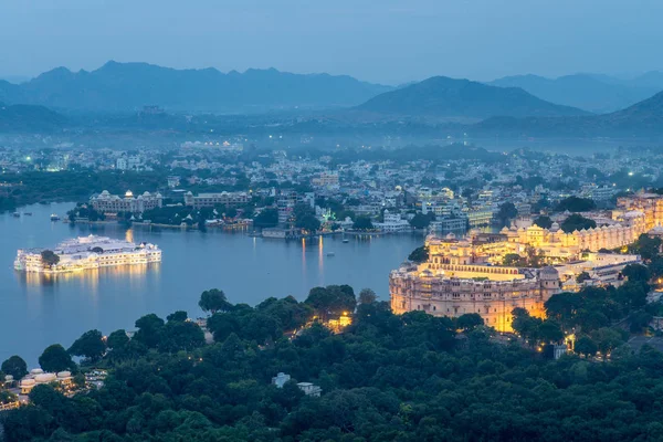 Flygfoto Över Udaipur Rajasthan Nattetid — Stockfoto