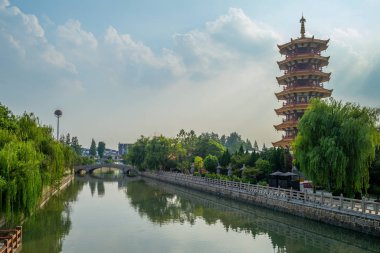 Çan Kulesi qibao Tapınağı, qibao Antik şehirde shanghai