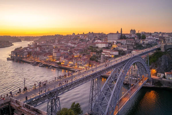 Stadsbilden Porto Portugal Skymningen — Stockfoto