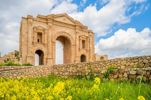 Hadrianus Íve Jerash Kapuja Amman Jordánia — Stock Fotó