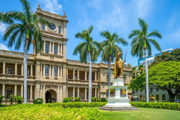 Kamehameha Statyer Och Statliga Högsta Domstolen Hawaii — Stockfoto