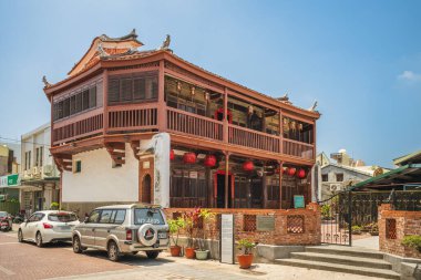 15 Mayıs 2020: Bajiao Octagon Binası, 1841 yılında Tainan, Yanshui 'de tamamlanan ahşap bir binadır. Şeker endüstrisinde servet sahibi olan Yeh ailesi tarafından inşa edilmesi on yıl sürdü.