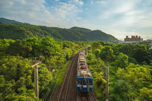 Trein Langs Het Veld Oostelijke Lijn Yilan Taiwan — Stockfoto