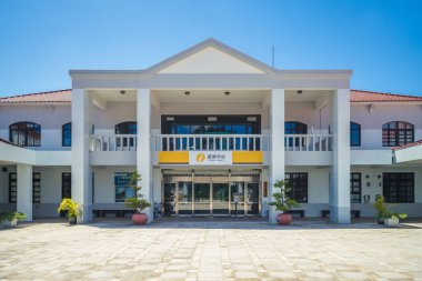 13 Ağustos 2020, Taipei, Tayvan 'daki Fulong Ziyaretçi Merkezi. Doğal ekolojinin, kültür tarihinin, turistik etkinliklerin, bilgi ve açıklamanın kuzeydoğu sahillerini sunar.