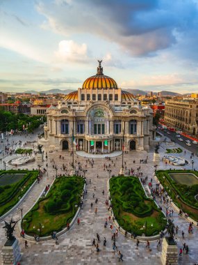 Palacio de Bellas Artes, Güzel Sanatlar Sarayı, Meksika