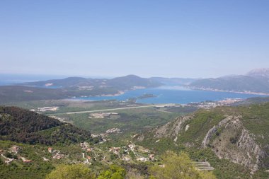 Lovchen dağın görüntülemek