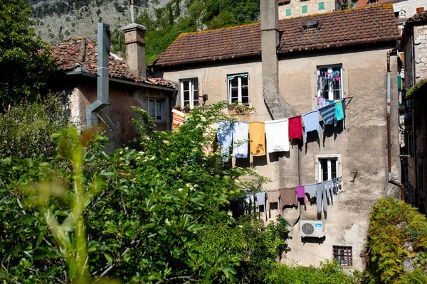 Kotor şehir, Karadağ evde