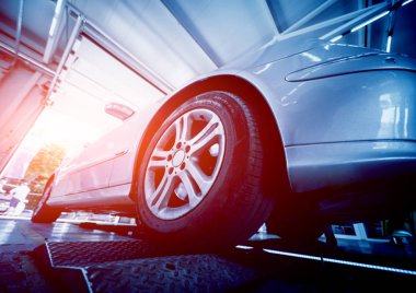 Otomotiv süspansiyon test ve test rulo oto tamir servisi olarak fren