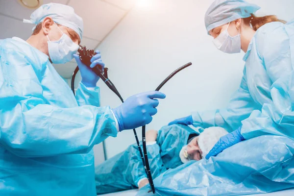 Endoscopie Het Ziekenhuis Dokter Bedrijf Endoscoop Vóór Gastroscopy Medisch Onderzoek — Stockfoto