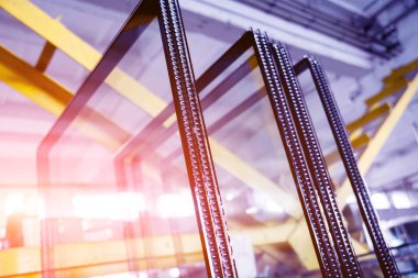 Pencere profili, metal, cam ve izolasyon kesti. Arka plan