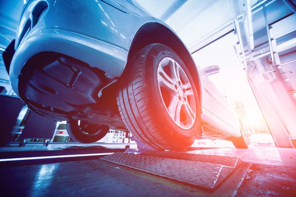 Otomotiv süspansiyon test ve test rulo oto tamir servisi olarak fren