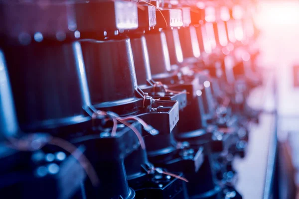 Elektrische Geräte Stromkabel Und Crimper Stromzähler Hintergrund — Stockfoto