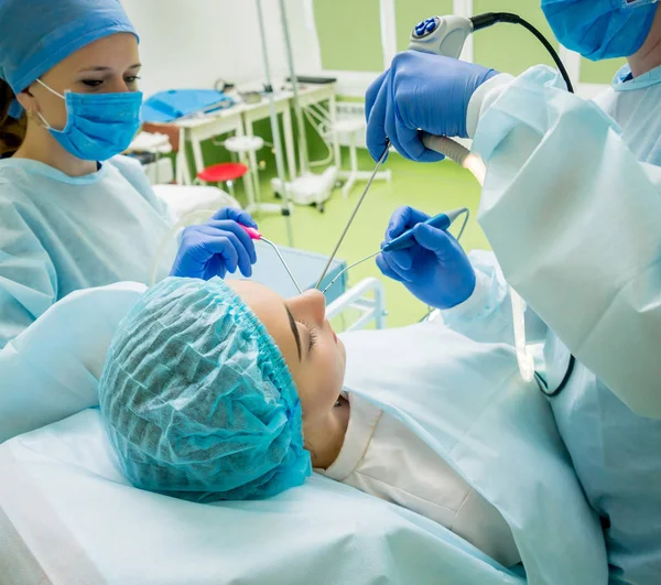 Cirugía Endoscópica Sinusal Vaporización Láser Concha Nasal Equipos Médicos Modernos —  Fotos de Stock