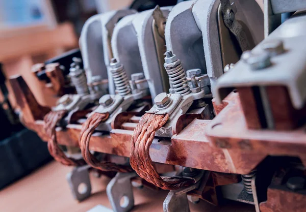 Retro elektrik donatımı. Elektrik kablo ve elektrik tesisatı. Arka plan