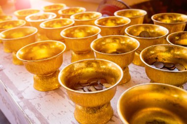 Sembolleri Budizm. Güneydoğu Asya. Ayrıntılar Tayland Budist tapınağı. Arka planlar