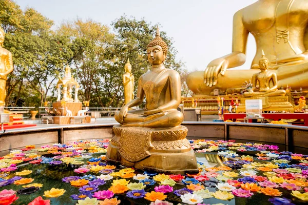 Symboler Buddhismen Sydöstra Asien Detaljer För Buddhistiska Tempel Thailand Bakgrunder — Stockfoto