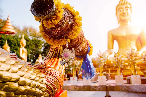 Symbole Buddyzmu Azja Południowo Wschodnia Szczegóły Dotyczące Buddyjskiej Świątyni Tajlandii — Zdjęcie stockowe