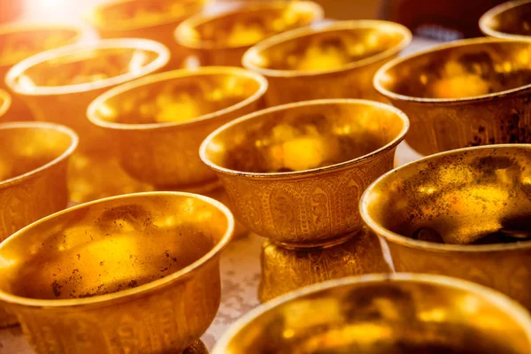 Sembolleri Budizm. Güneydoğu Asya. Ayrıntılar Tayland Budist tapınağı. Arka planlar