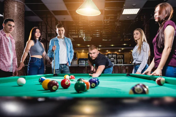 Group Young Cheerful Friends Playing Billiards Funny Time Work — 图库照片