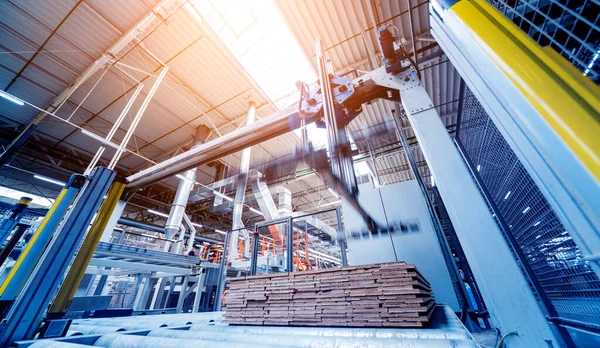 Linha Produção Fábrica Piso Madeira Fundo Industrial — Fotografia de Stock