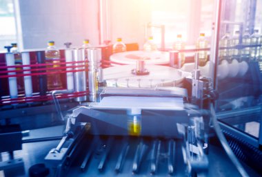 İşlem sırasında otomatik etiketleme makinesi, endüstri arka planı