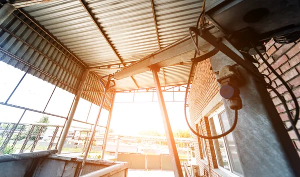 Automatic control system, testing machine at grains elevator terminal