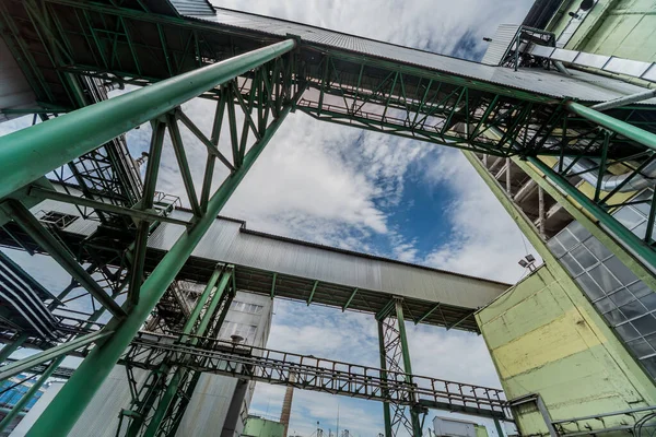 Urządzenia Rurociągi Rafinerii Ropy Naftowej Tło Przemysłowe — Zdjęcie stockowe