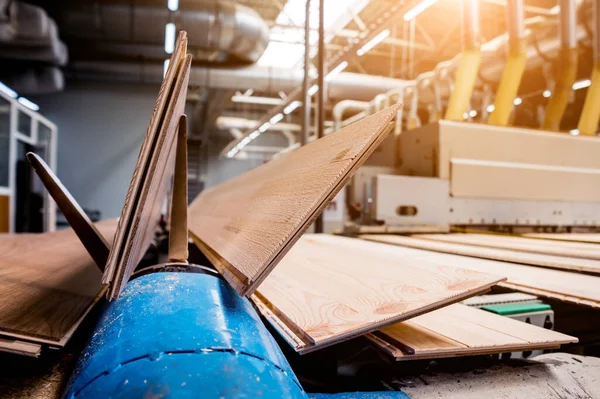 Produktionslinje Trägolv Fabrik Industriell Bakgrund — Stockfoto