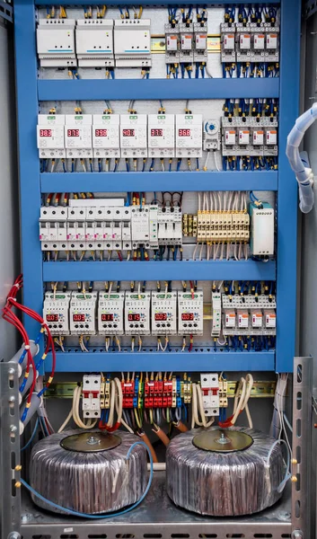 Quadro Interruptores Tensão Com Disjuntores Fundo Elétrico — Fotografia de Stock