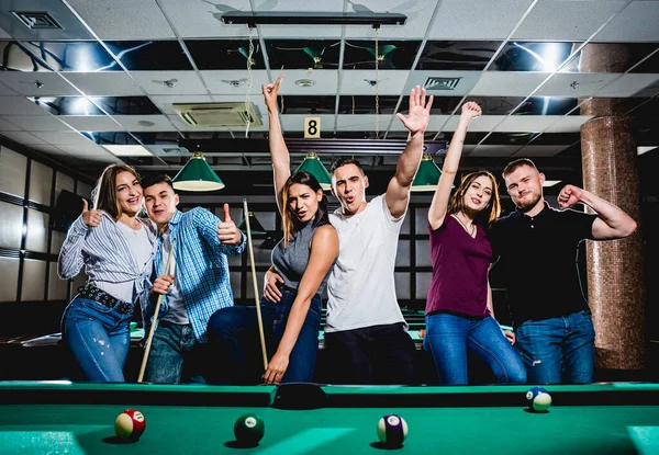 Group Young Cheerful Friends Playing Billiards Funny Time Work — 스톡 사진