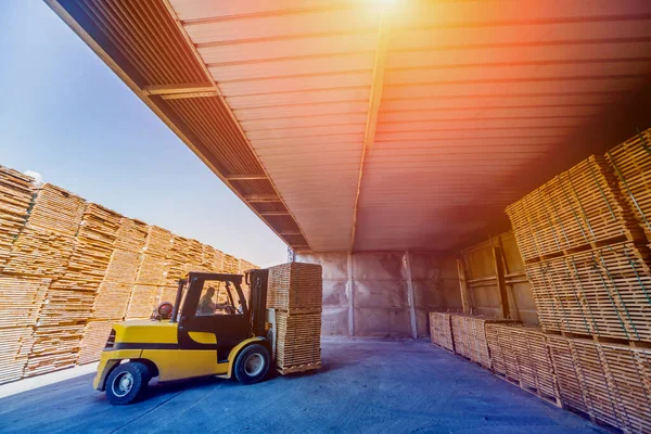 Forklift Loader Load Lumber Dry Kiln Wood Drying Containers Industrial — 스톡 사진