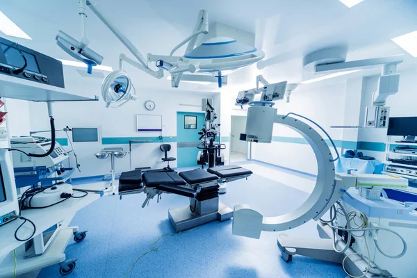 手術室の現代装置 神経外科用医療機器 — ストック写真