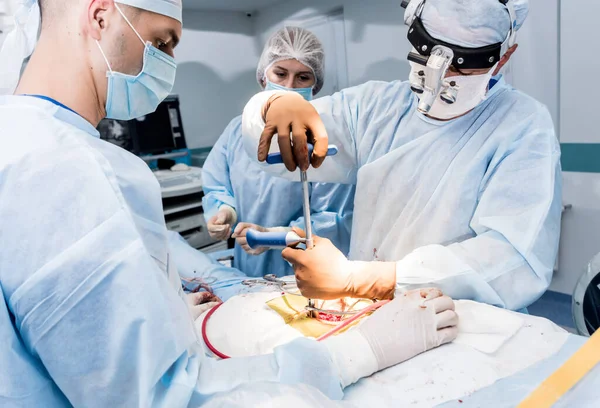Spinale Chirurgie Groep Chirurgen Operatiekamer Met Chirurgische Apparatuur Laminectomie Moderne — Stockfoto