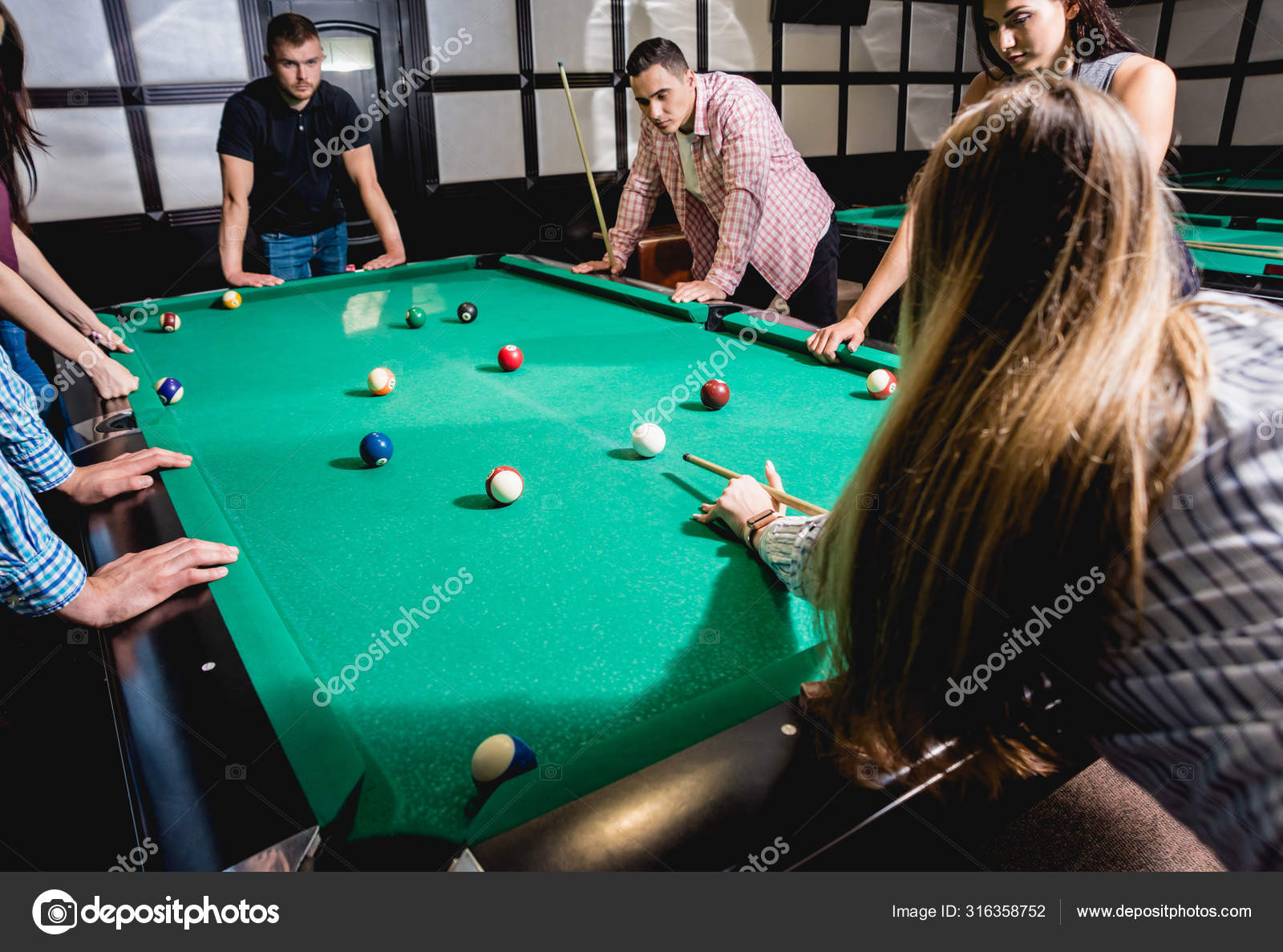 Group Young Cheerful Friends Playing Billiards Funny Time Work Stock Photo  by ©Romaset 316360520