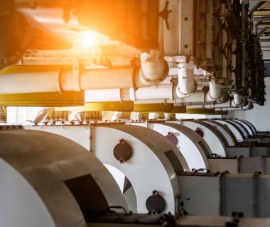 Modern doğal petrol fabrikası, endüstri geçmişi.